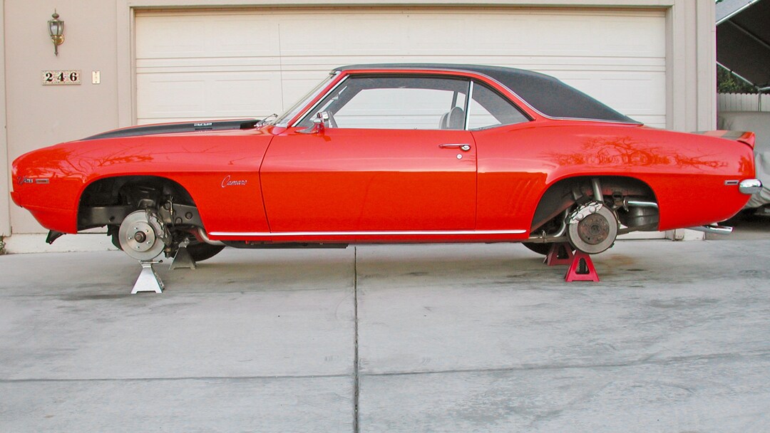 123-1969-Camaro-JL8-four-wheel-disc-brakes (2).jpg