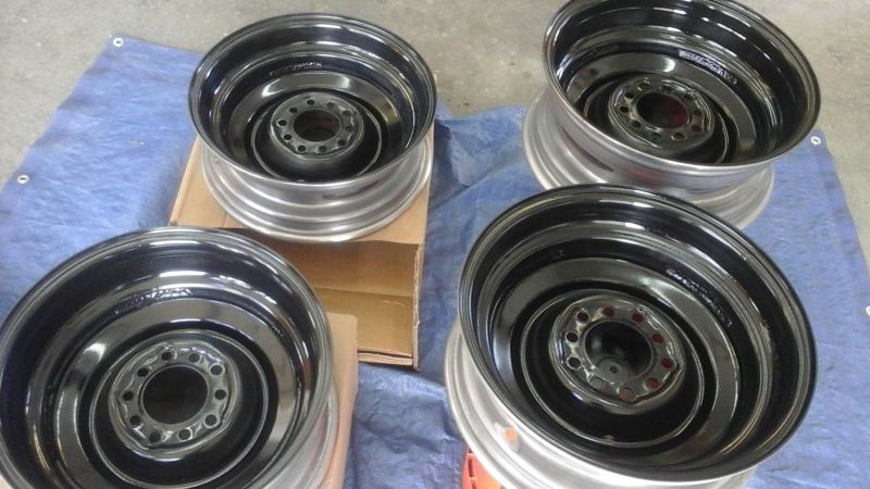 161 082216 Inside of wheels painted.jpg