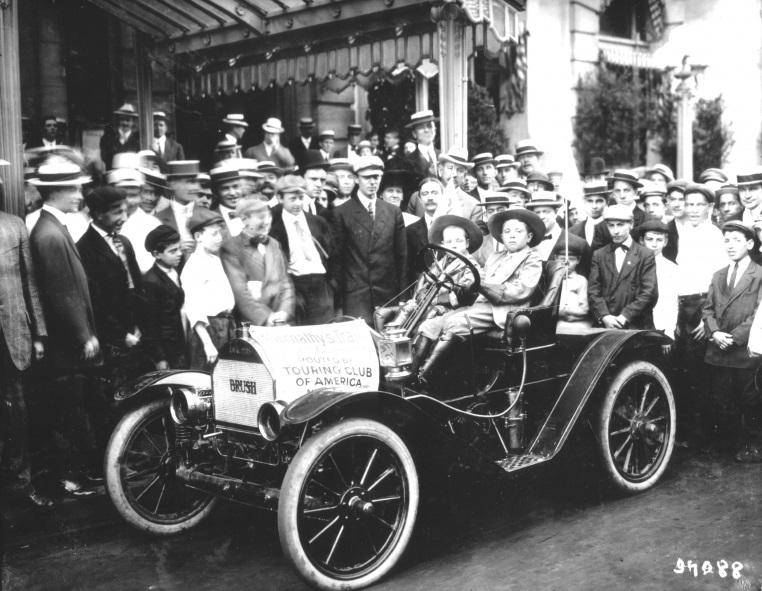 164 Abernathy brothers, age six and nine.jpg