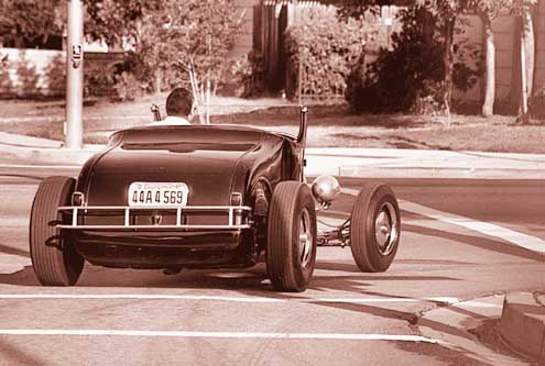 189large-1927_ford_mack_t-rear_view.jpg