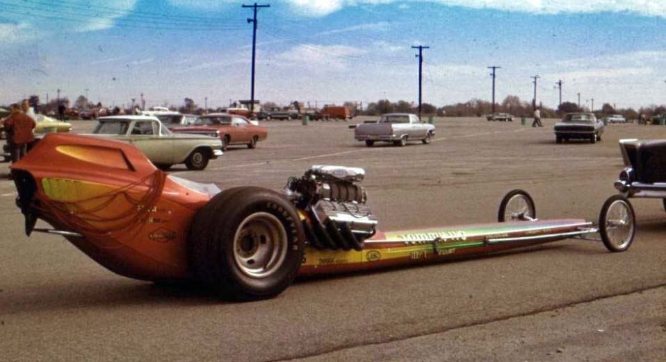 19.%20FED%20-----%201969%20-%20Rainbow%20dragster[1].jpg