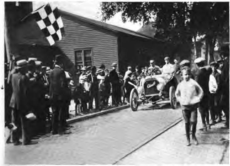 1906 Glidden Tour Checkered Flag.jpg