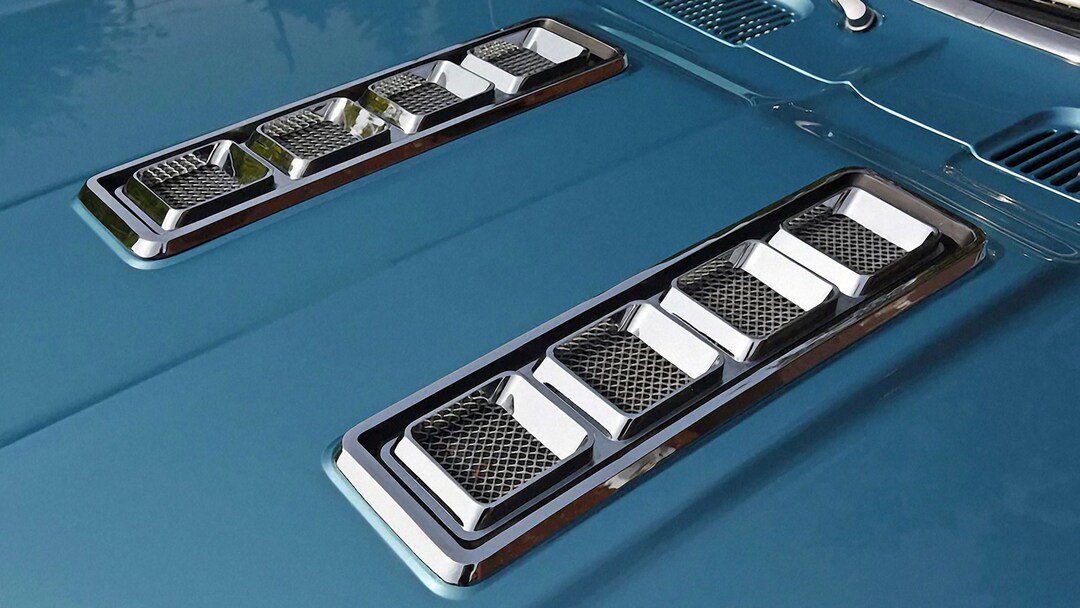 191-1969-Camaro-SS-standard-hood-vents-tight-view-copy (2).jpg