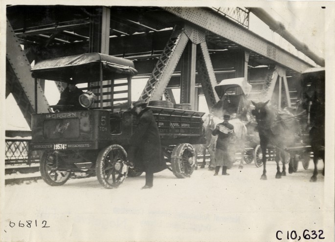 1911 Morgan truck.jpg