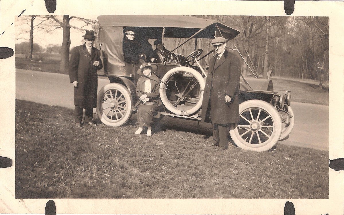 1919 Cadillac -crop.jpg