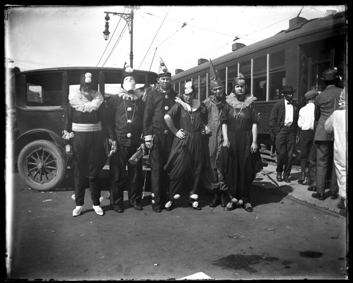 1919-mardi-gras-2.jpg