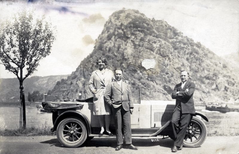 1920s-men-automobiles-13.jpeg