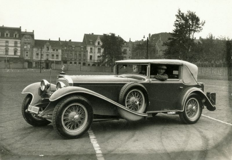 1920s-men-automobiles-29.jpeg