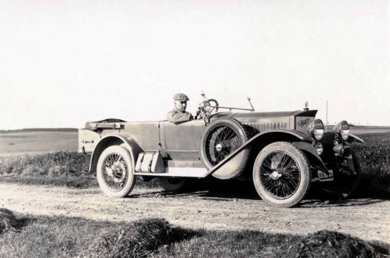 1920s-men-automobiles-3.jpeg