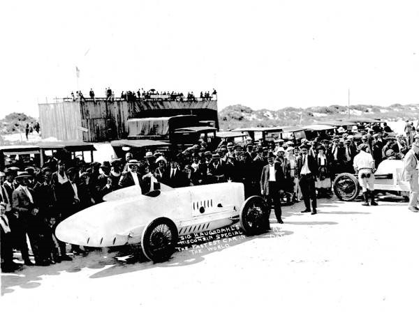 1922-04-06 Wisconsin Special - Sig Haugdahl record Daytona beach (3).jpg