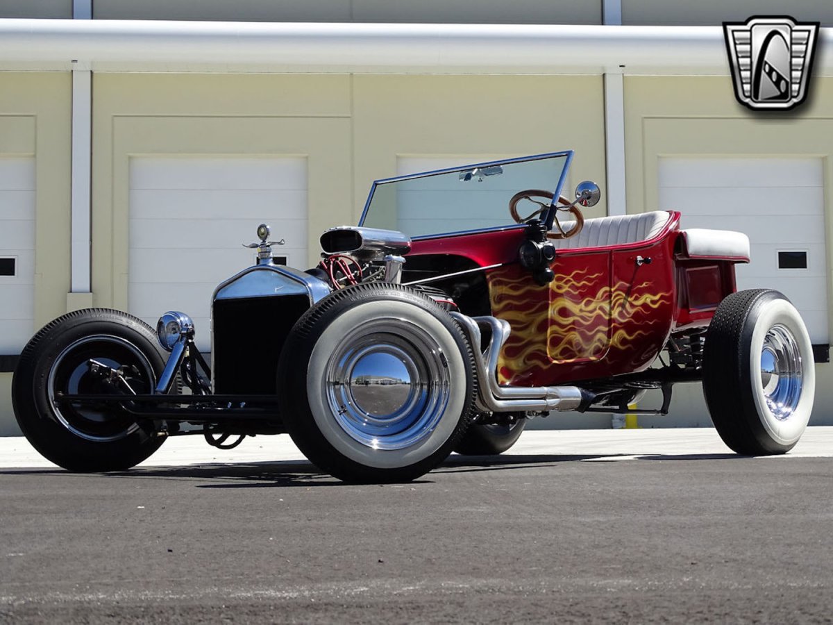 1922-Ford-T-Bucket-005.jpg