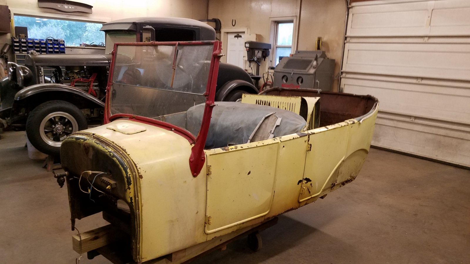 1927 T Body former Shriners Clown Car 4 .jpg