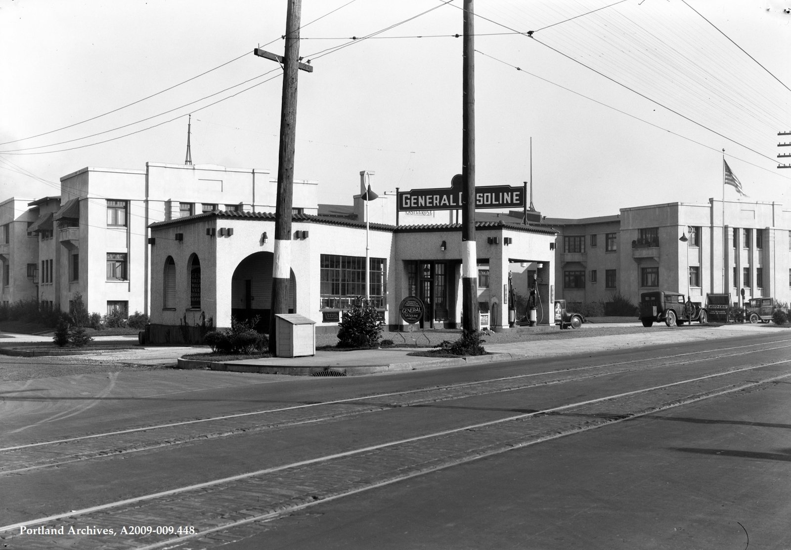 1927_general-petroleum-corporation-gas-station-to-be-removed-for-ross-island-bridge.jpg