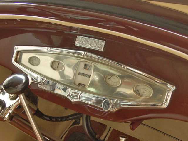 1928-chrysler-series-72-dash.jpg