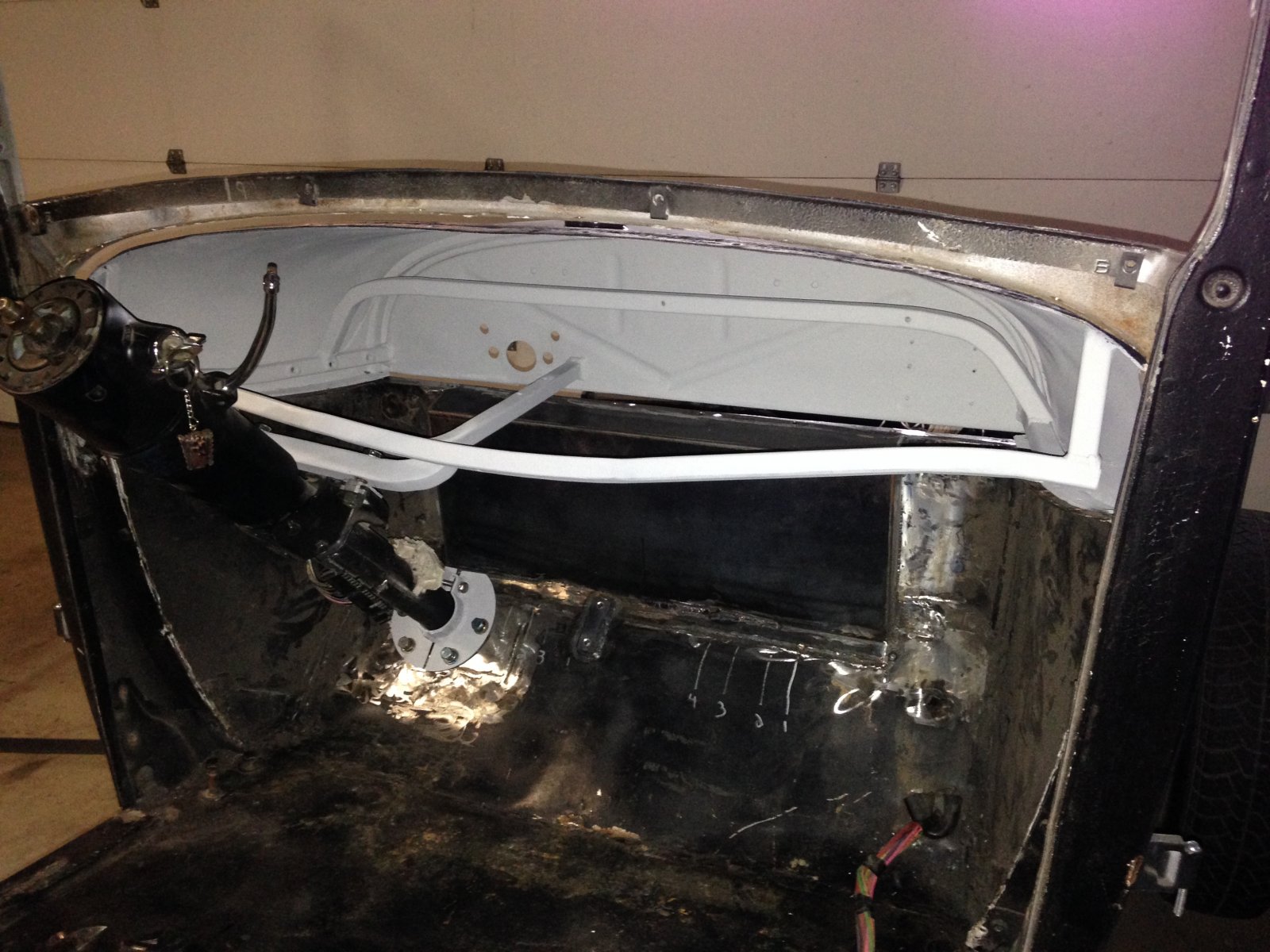 1928  Model A Steering column mount 5.JPG
