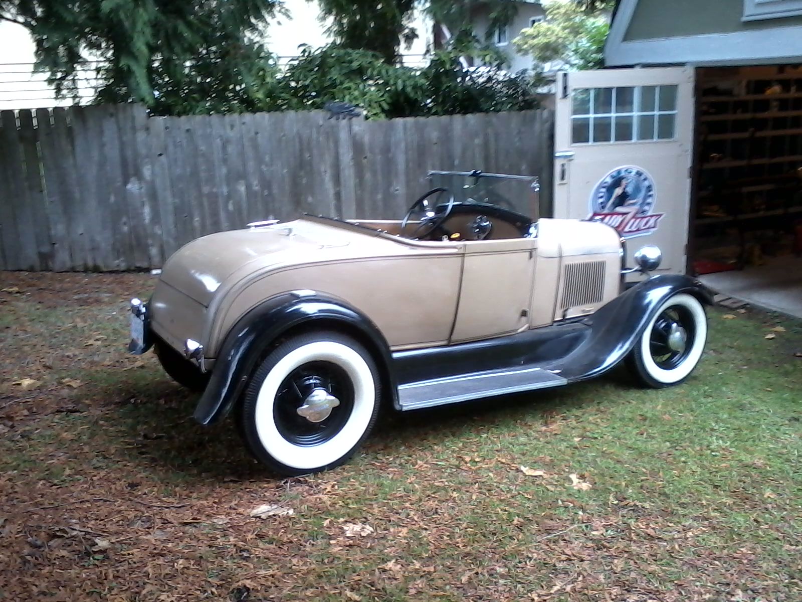 1928ModelARoadster 40.jpg