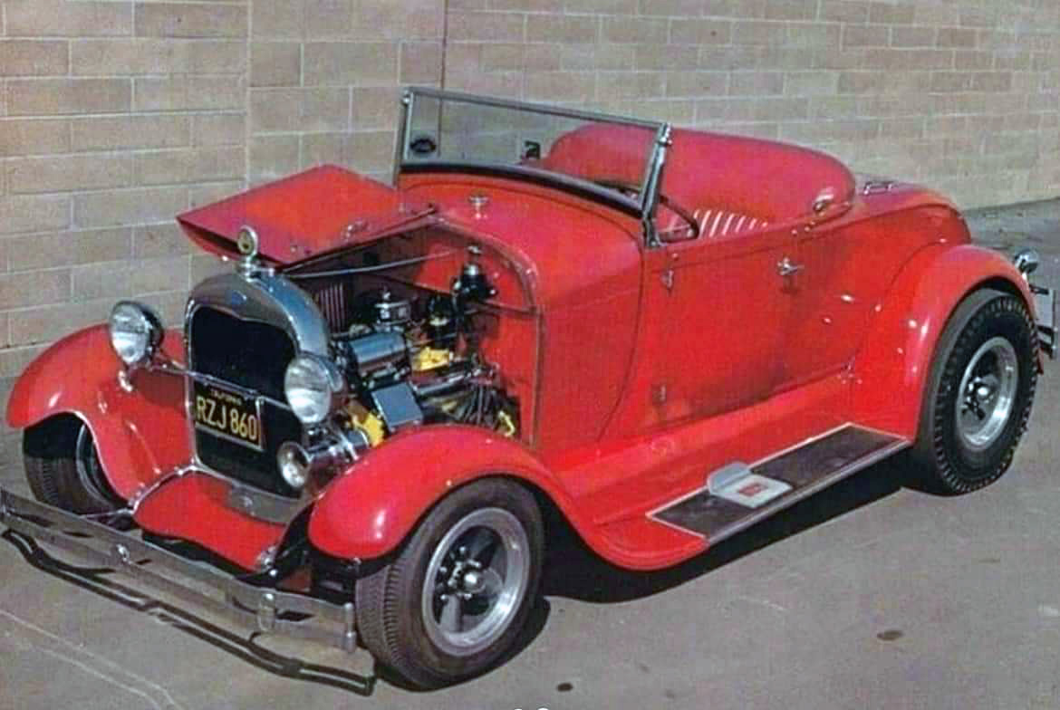 1929 Roadster with Full Fenders and a Chevy V8.jpeg