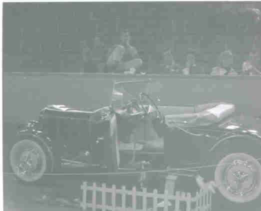 1930 FORD ROADSTER.jpg