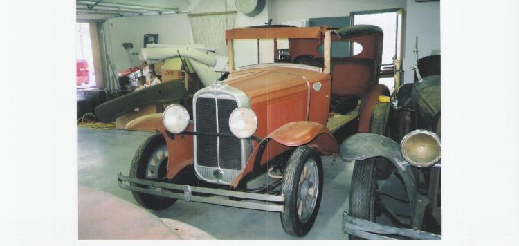 1930 Pontiac sedan mine frt.jpg