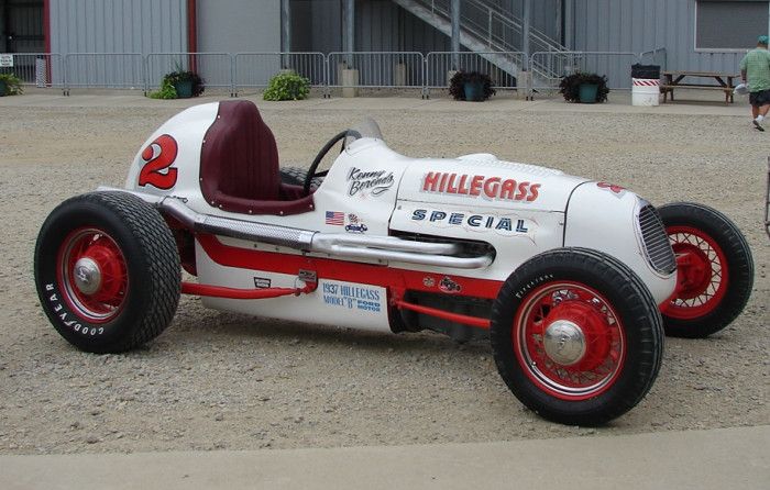 1930HillegassSpecial_01_700.jpg