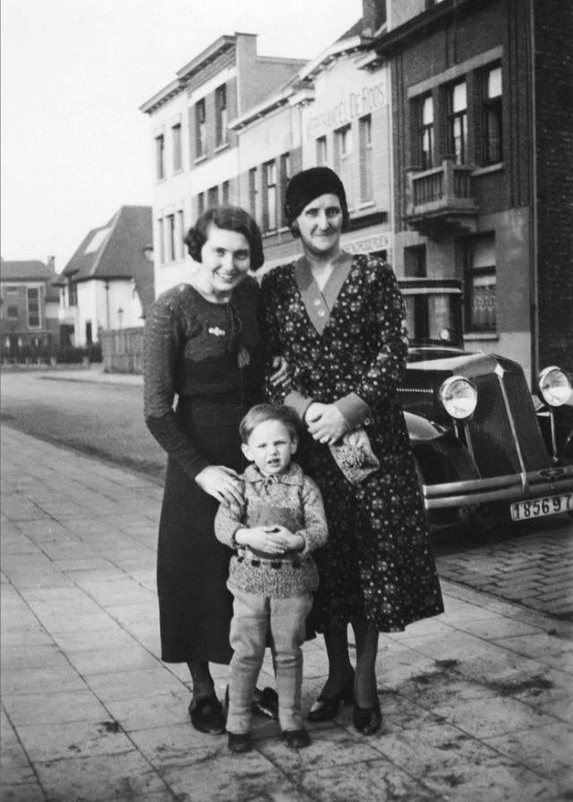1930s-fashion-3.jpeg
