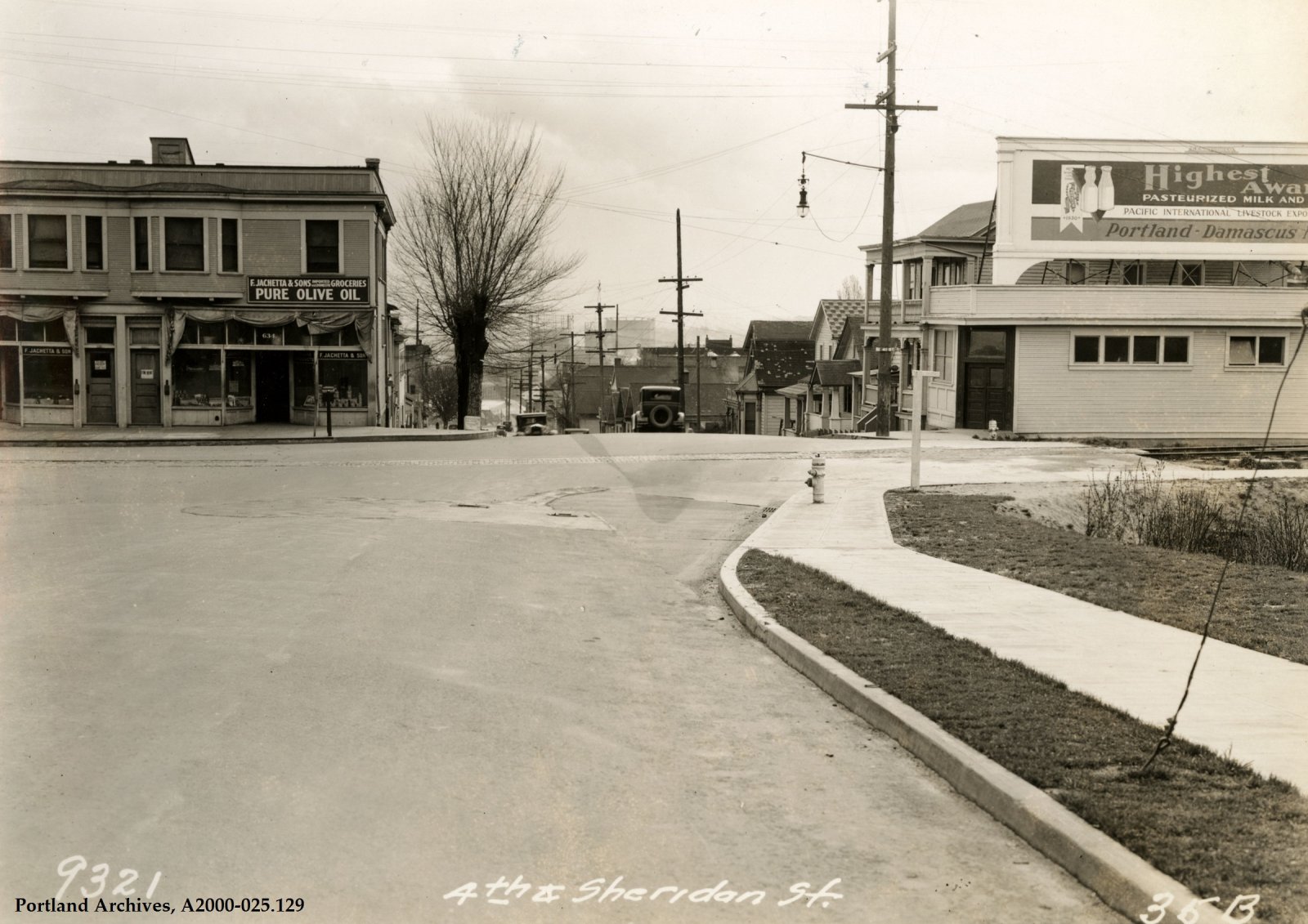 1931-apr-10_cut-corners-at-corner-of-sw-4th-ave-and-sheridan-st_a2000-025-129.jpg