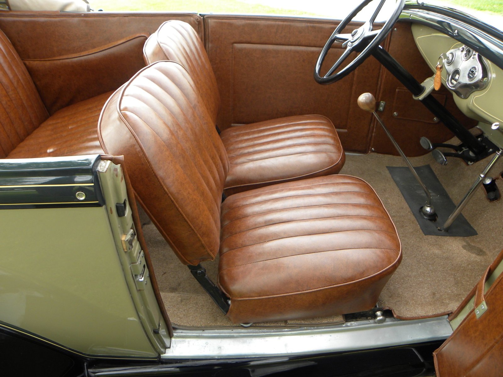 1931-ford-model-a-deluxe-2dr-phaeton (1).jpg