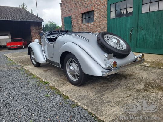 1931 r-ford-eifel-roadster-hebmuller-1931-1945.jpg