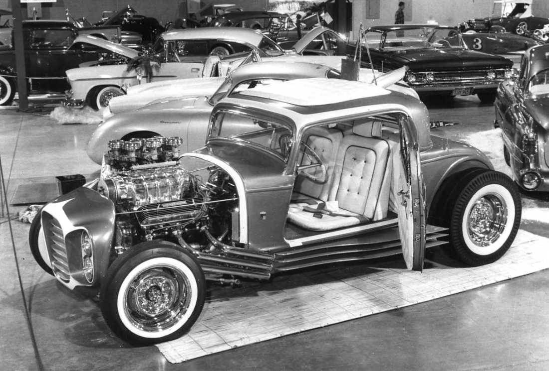 1932 3-Window - Little Deuce Coupe.jpg