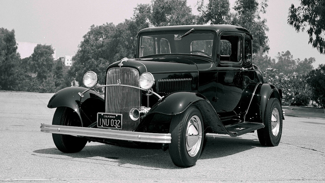 1932 5W - Black and Fendered.jpeg