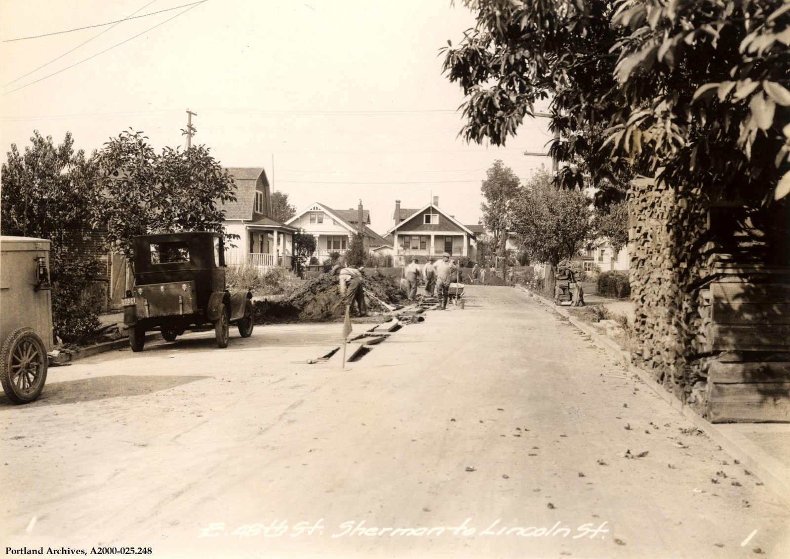 1932-apr-15_se-48th-between-sherman-lincoln_a2000-025-248.jpg