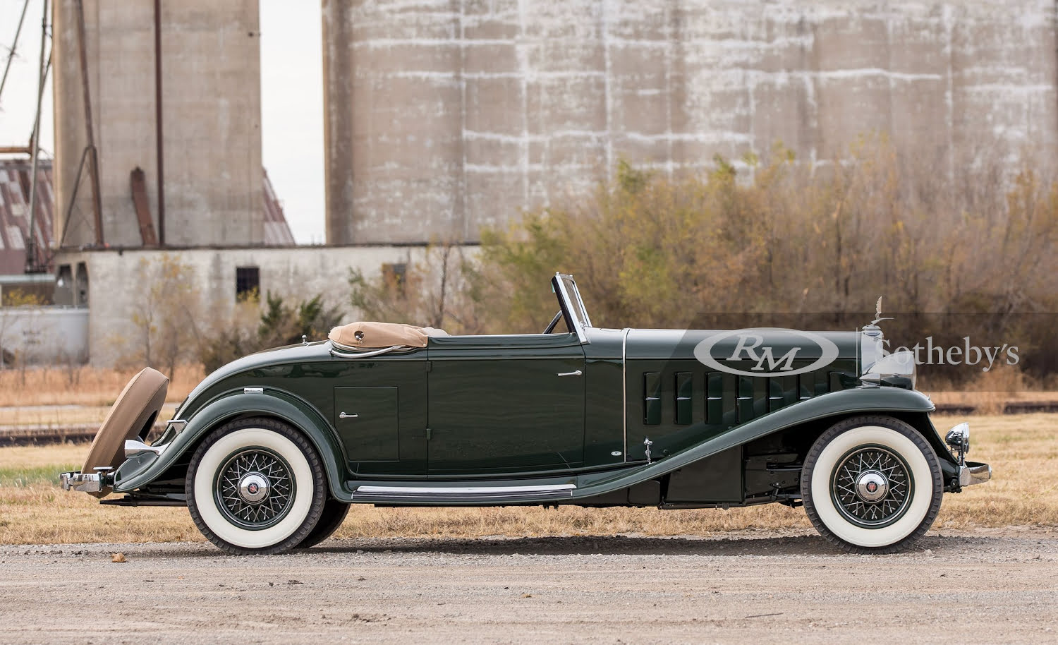 1932-Cadillac-V-16-Convertible-Coupe-by-Fisher-Exterior-002-Side-Profile.jpg