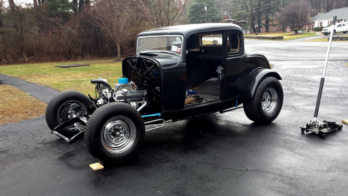 1932 Ford body mounting5small.jpg