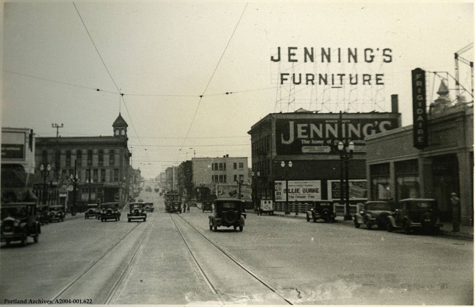 1932-jan-4_eastside-of-burnside-bridge_a2004-001-622.jpg