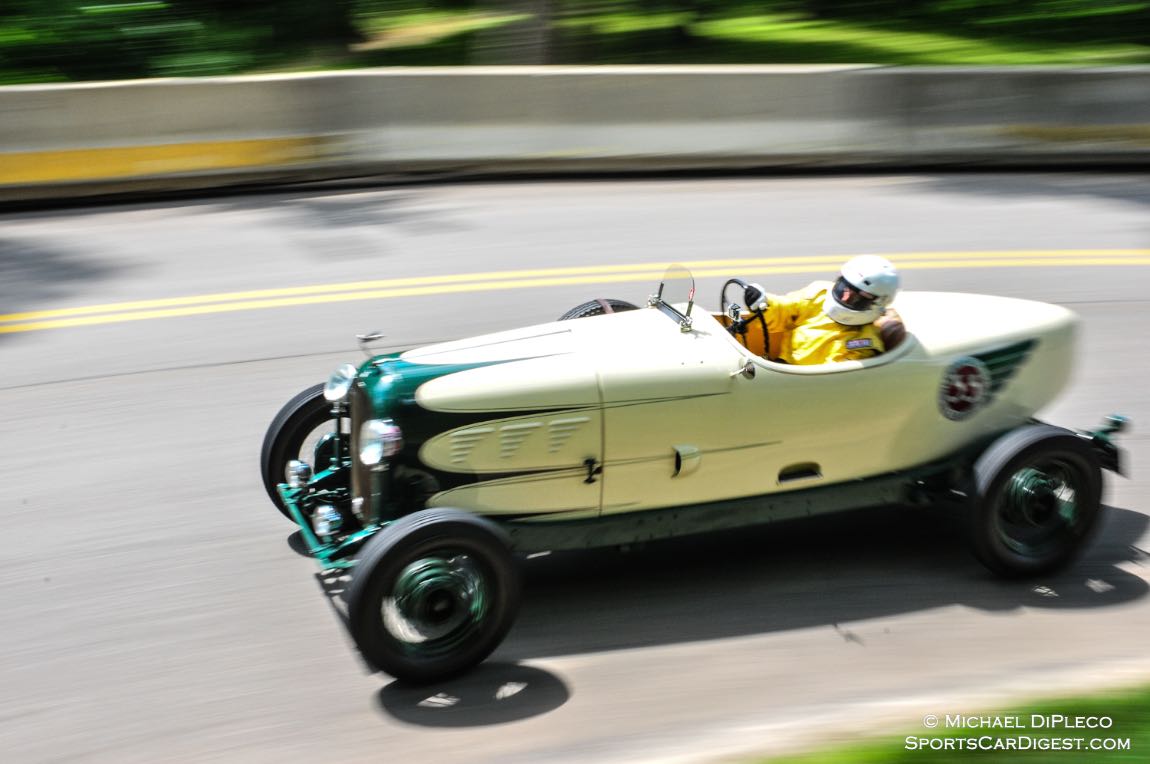 1933 Plymouth Speedster.jpg