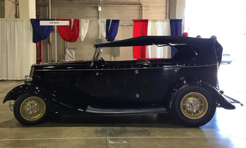 1934 Ford Phaeton side, Jim McPherson.jpg