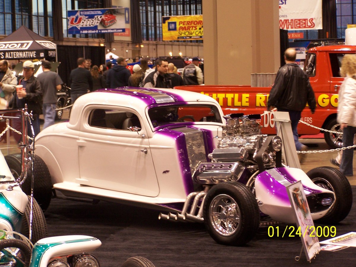 1934 Show coupe @ WoW '09.JPG
