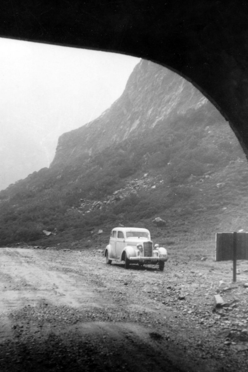 1935 Dodge trip to Milford Homer tunnel.jpg