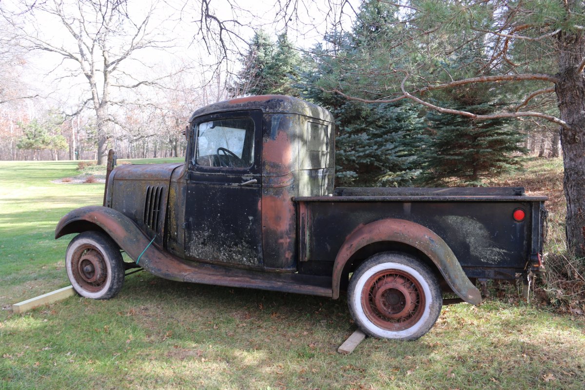 1935 truck 2.jpg