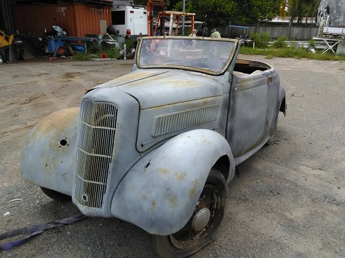 1936 Ford Model CX De Luxe roadster_JW.jpg