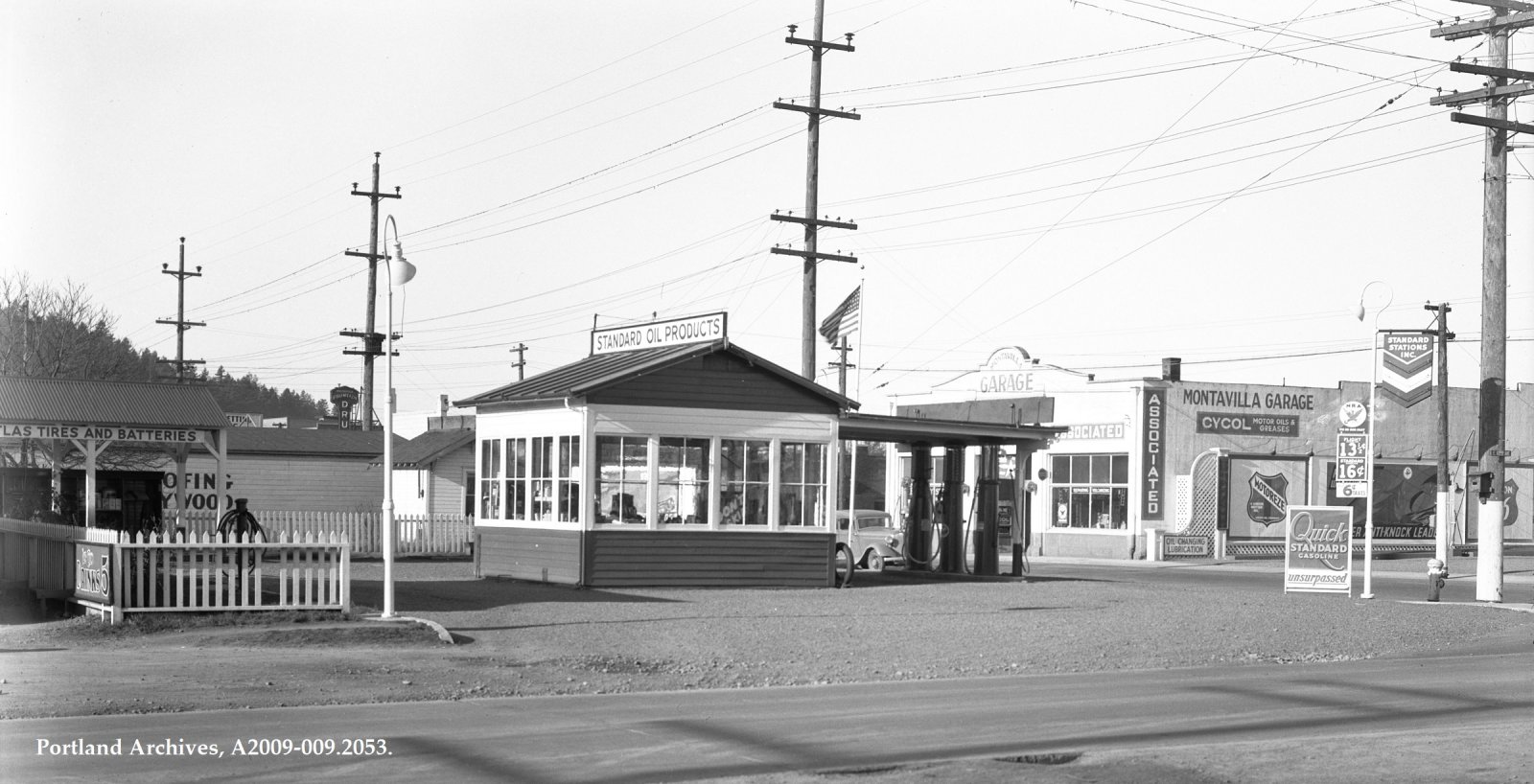 1937-jun_se-82nd-and-stark.jpg