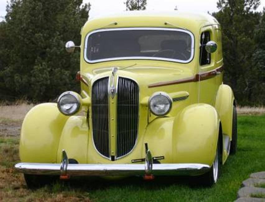 1937 Plymouth (3).jpg