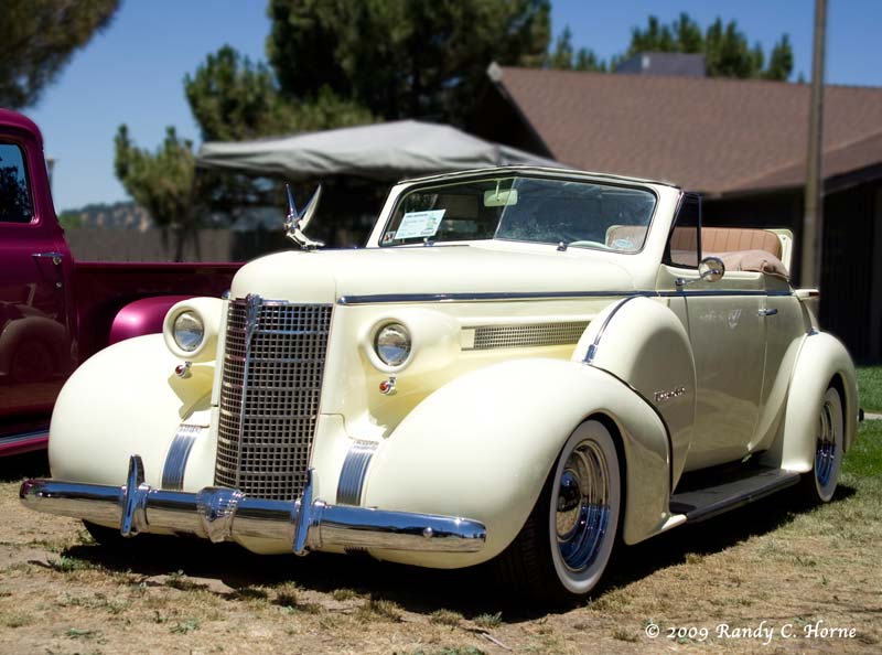 1937Oldsmobile.jpg