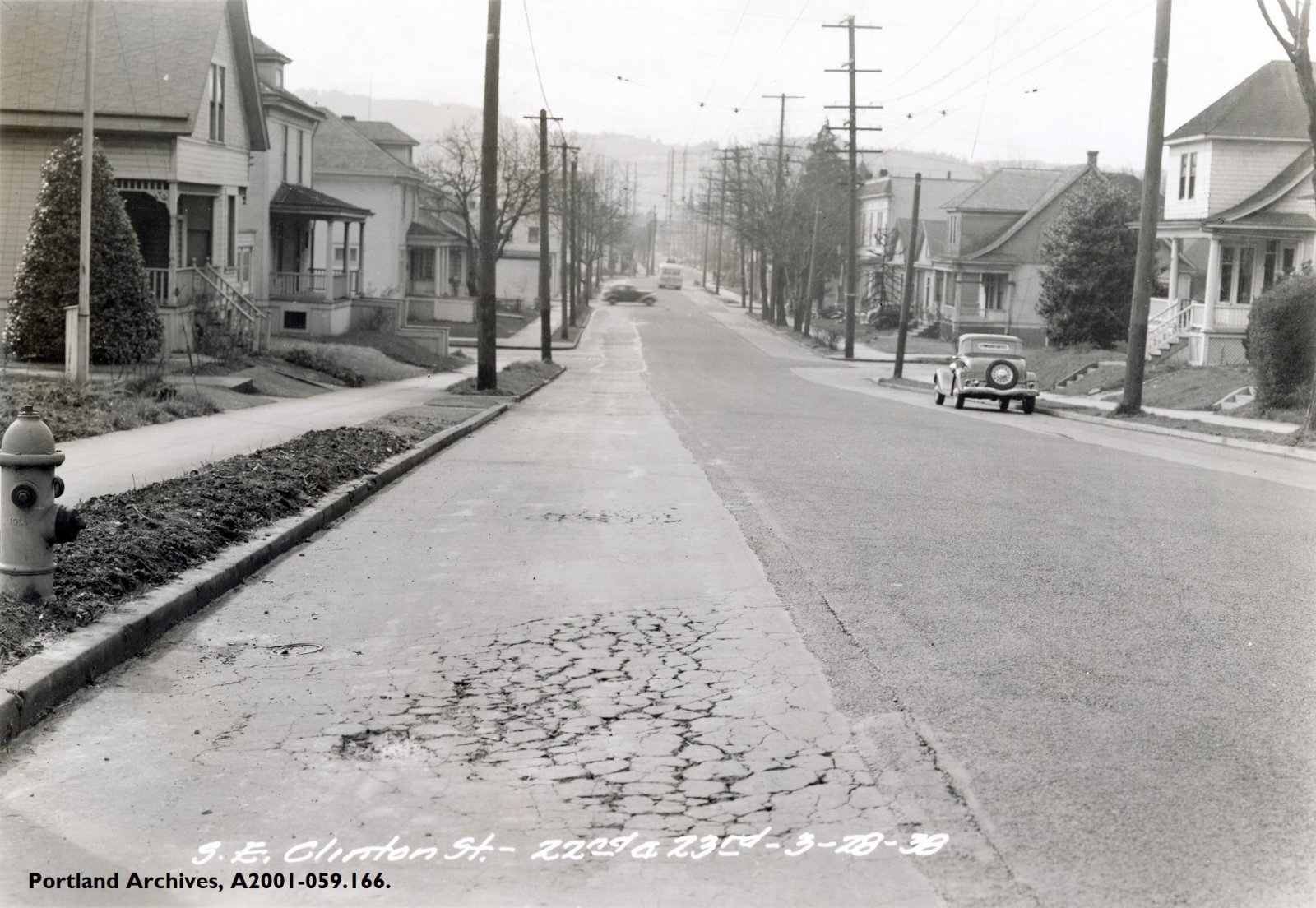 1938_street-damage-at-se-clinton-st-22nd-23rd.jpg