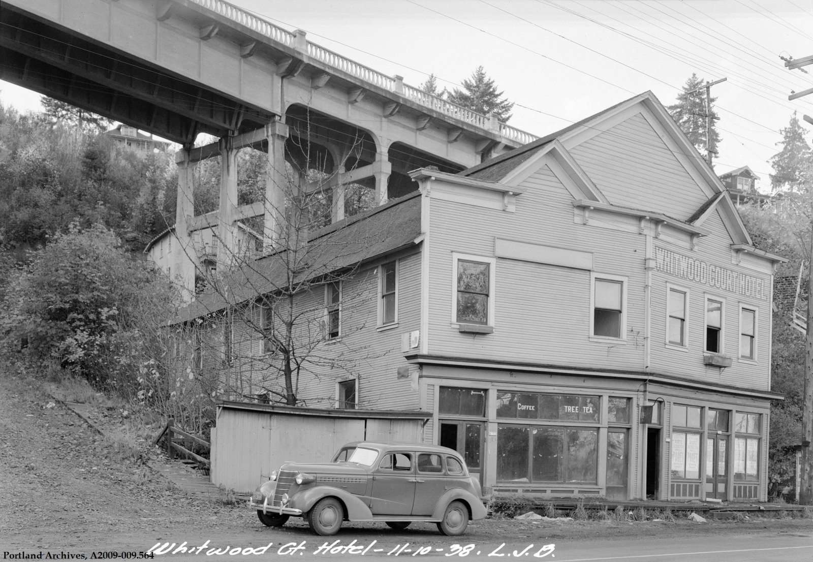 1938_whitwood-court-hotel-a_a2009-009-564.jpg