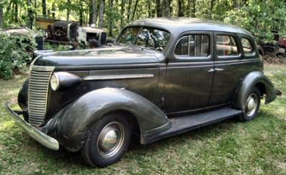 1938nashlafayette4dr110810.jpg