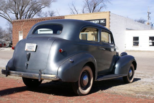 1939-chevrolet-master-deluxe-2-door-sedan-6.jpg