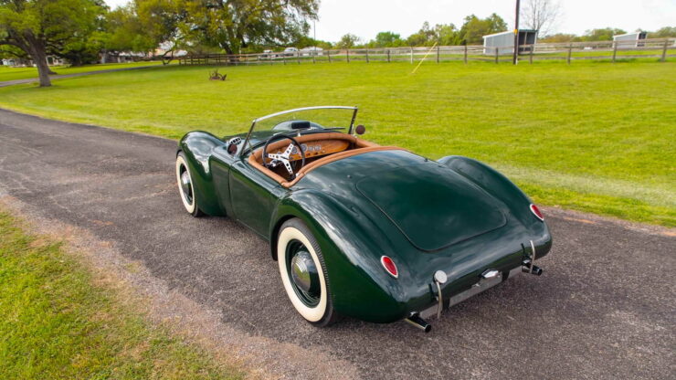 1939-Ford-Custom-Roadster-9-740x416.jpg