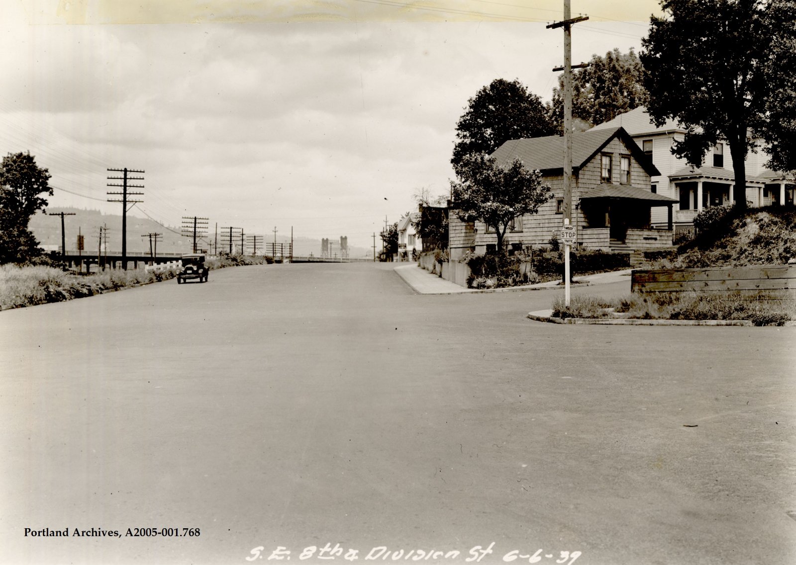 1939_se-division-st-and-8th-ave-.jpg