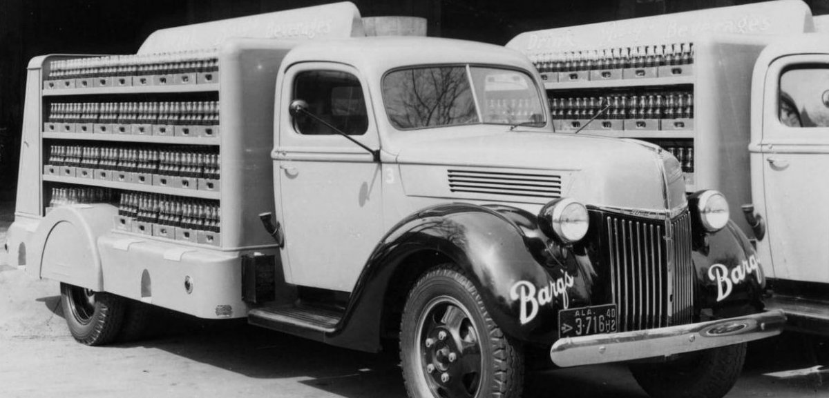 1940 Barq's root beer delivery truck.jpg